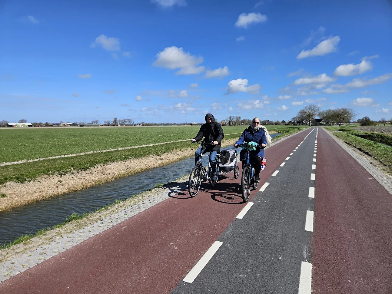 Fietsen in Noord-Holland, veel wind.